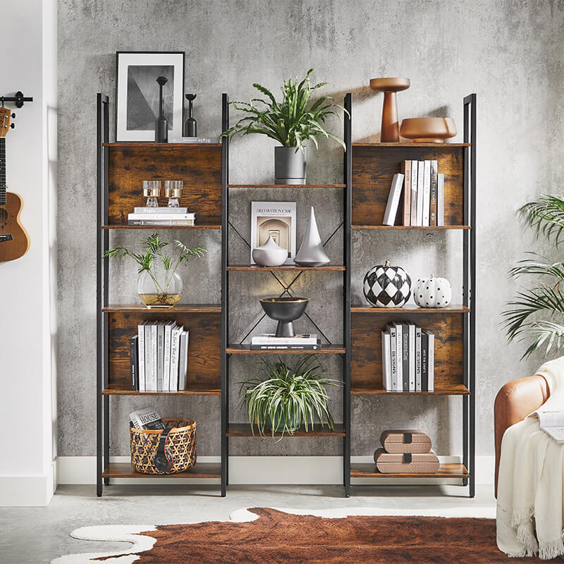 Stilfuld bogreol i industriel design - Reol -