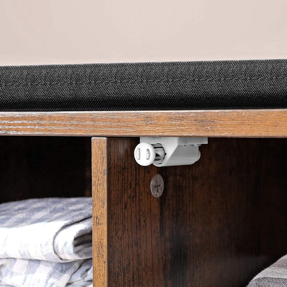 Skobænk med polstret sæde i vintage design - skoreol -