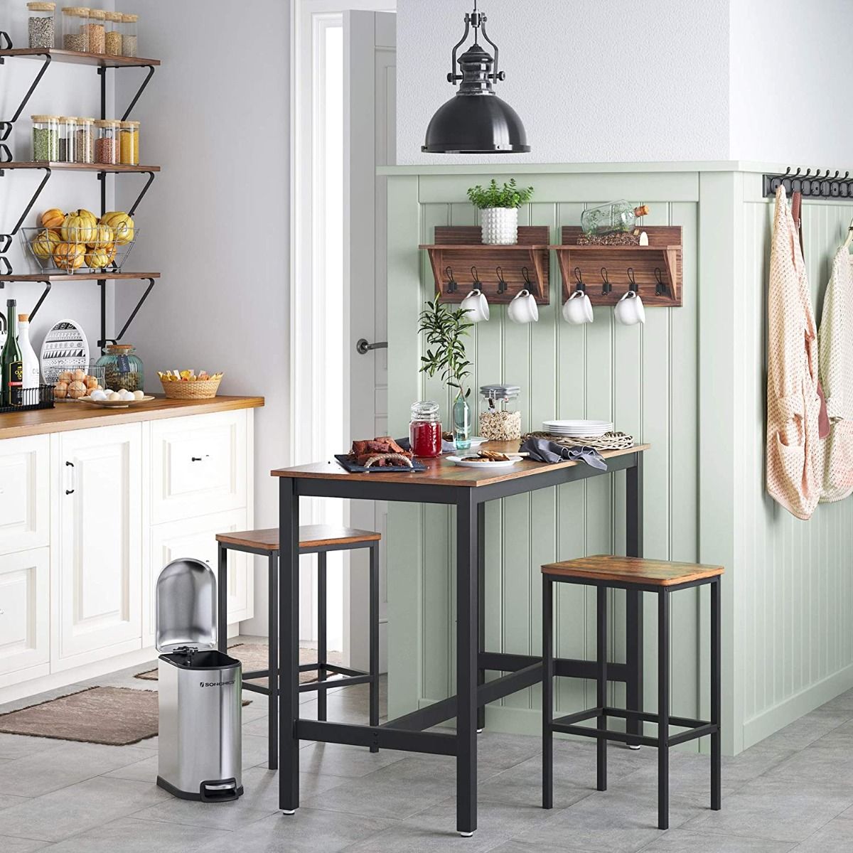Barbord med stole i rustikt moderne design - Bar set -