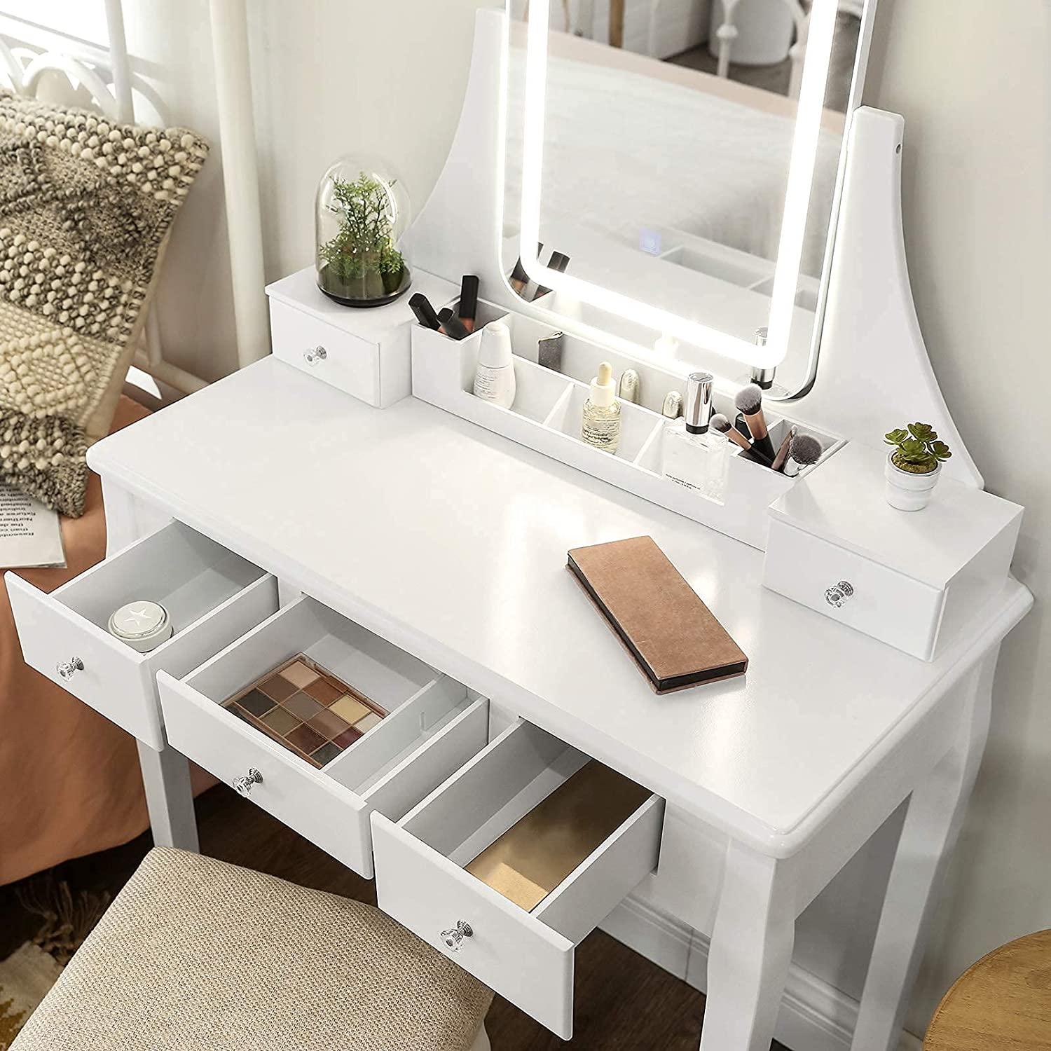 Sminkebord i klassisk design med spejl, lys og taburet - Hvid - -