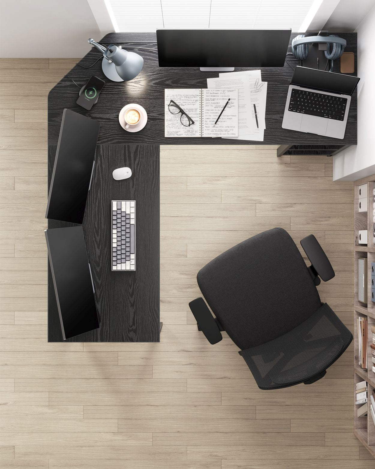 Hjørneskrivebord i industrielt design m. hylder - Skrivebord -